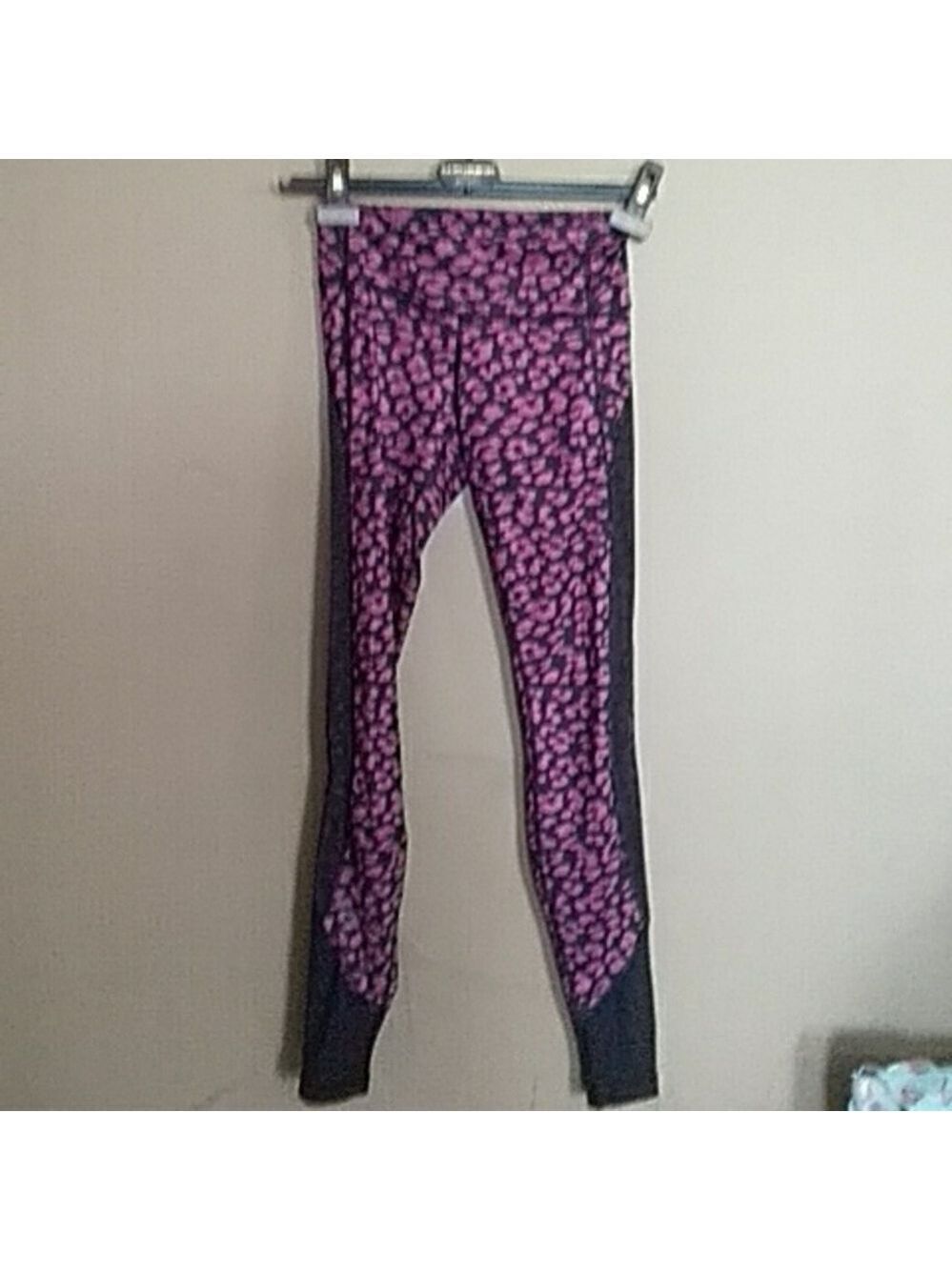 Lululemon leggings size 2